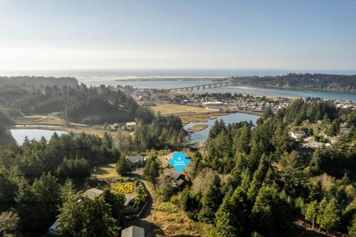 Bay and Horizon Views! Crabbing and Fishing Close By! Hilltop Heights in 沃爾德波特
