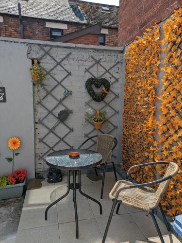 Máire Toiréasa – cosy refurbished property in the Gaeltacht Quarter (Maire Toireasa – cosy refurbished property in the Gaeltacht Quarter) in Sydenham