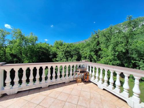 Erkély/terasz, Apartment Nenad in Tribalj