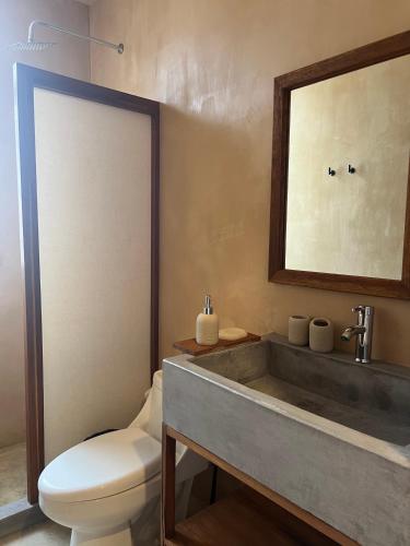 New Studio p-3, alberca, cenotes y Playa Xcacel in Chemuyil, Mexico