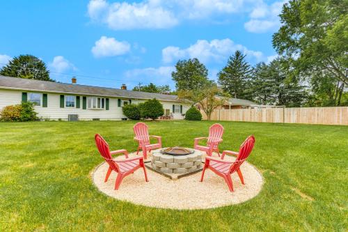 Hershey Hideaway with Patio - 1 Mi to Hersheypark! in Hershey, USA