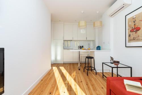 Santo António Prime Apartments by jolihomes - image 5