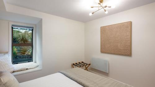 The Nugget-Free Parking-Lake Views-Family Friendly - image 13