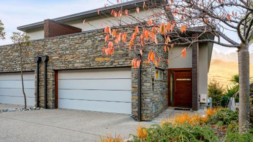 Tahuna Vista-Fire Place-Hot Tub -Free Parking -BBQ - image 5