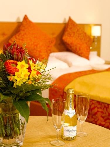 1 queen bed