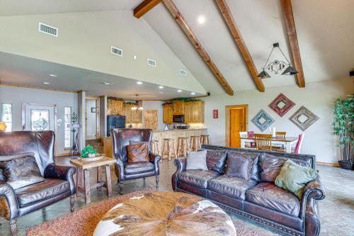 Eustace Lakefront House with Private Dock and Views! in Eustace, USA