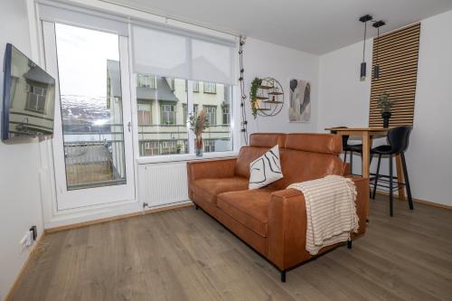 LL Properties - H81 Charming Deluxe Apartment, Akureyri (fotografie 4)