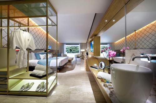 room detail thumbnail 1