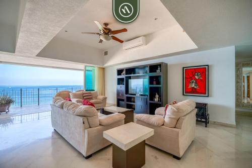 Amazing Condo with Ocean View - Jacuzzi - Beach in Puerto Vallarta, Mexico
