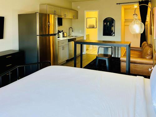 3 double beds