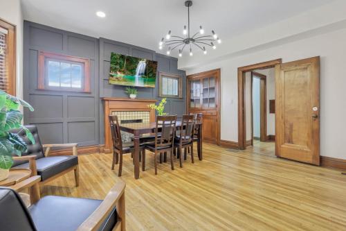 Updated 4BD House Near German Village w Parking in Columbus, USA