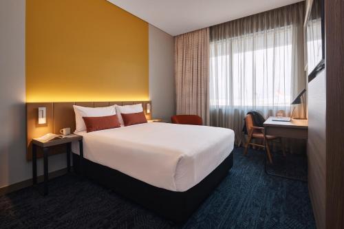 Rydges Sydney Airport Hotel - main image