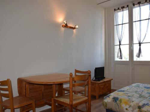 Studio Évian-les-Bains, 1 pièce, 2 personnes - FR-1-498-51 - Location saisonnière - Évian-les-Bains