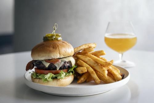 旧金山机场万豪水岸酒店 旧金山机场万豪水岸酒店