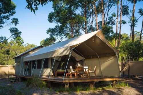 Létesítmények, Tanja Lagoon Camp in Tanja