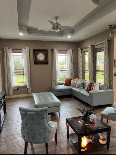 Spacious Austin Home in جلينبروك