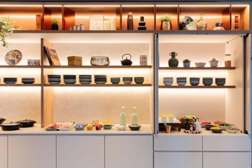 AC Hotel Paris Porte Maillot by Marriott - image 2