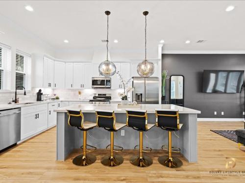 Luxe & Spacious Downtown Houston Gem w Stunning View in Houston, USA