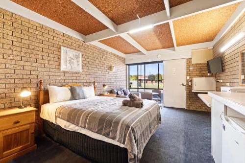 Baronga Motor Inn in Colac