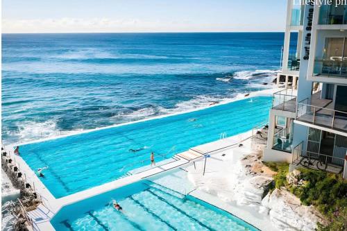 Bondi Beachfront Retreat - Beach views - image 4