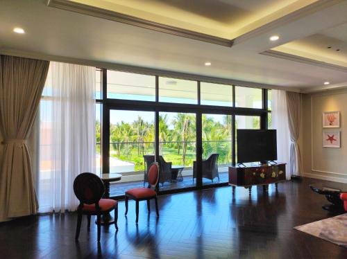 Wyndham Grand Phu Quoc