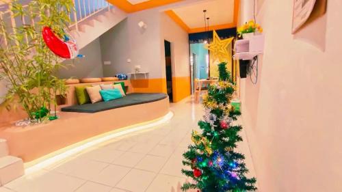 Area Bandar Putra Kulai 4-6BR near AEON IOI Airport