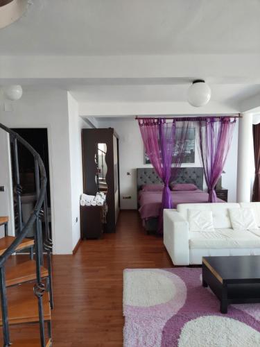 Accommodation Royal Azur - image 8