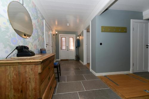 Apartment image 6