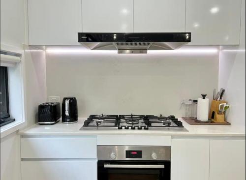 Boutique House 3B with Garden in Toorak