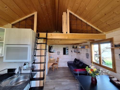 3 double beds