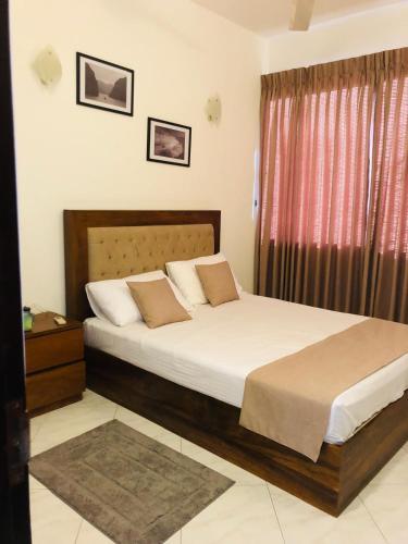 Luxurious Fully Furnished Apartment for Rent at 2000 Plaza, Colombo in Sri Jayawardenepura Kotte