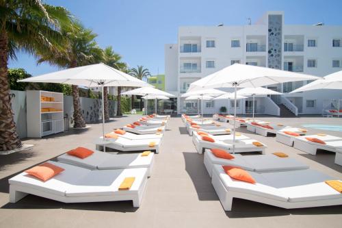 Ibiza Sun Apartments - image 10