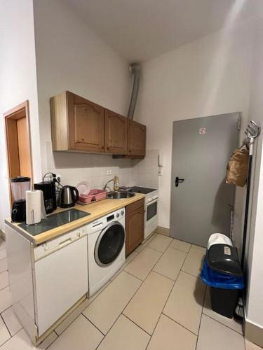 Private Souterrain Apartment in the green of Berlin in Birkenwerder