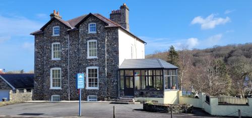 LLys Aeron Guest House - image 2