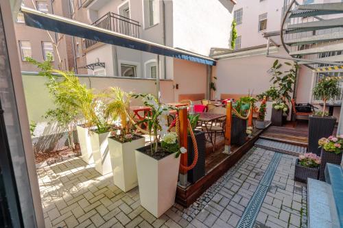 Garden, Hotel Prens Berlin near Turkish Market