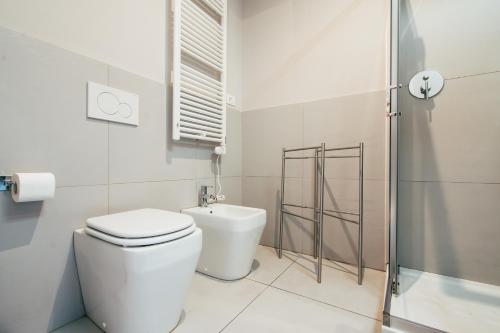 BOLOGNA SUITES - PRIVATE BATHROOM Room Type - Double Room with Private Bathroom BOLOGNA SUITES - PRIVATE BATHROOM Room Type - Double Room with Private Bathroom