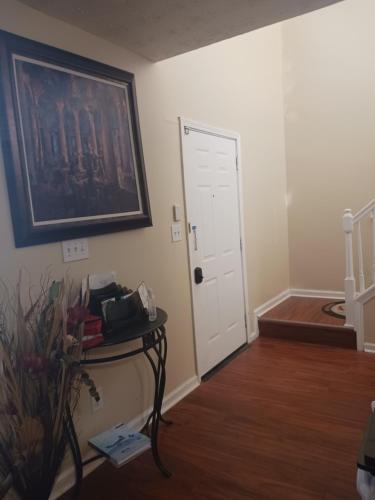Cozy Self-contained Bedroom in Jonesboro, USA