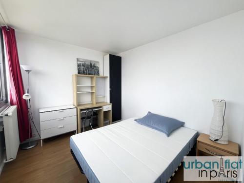 Urban Flat 28 - Spacious 3 Bedroom in Tower in Center of Paris - image 7