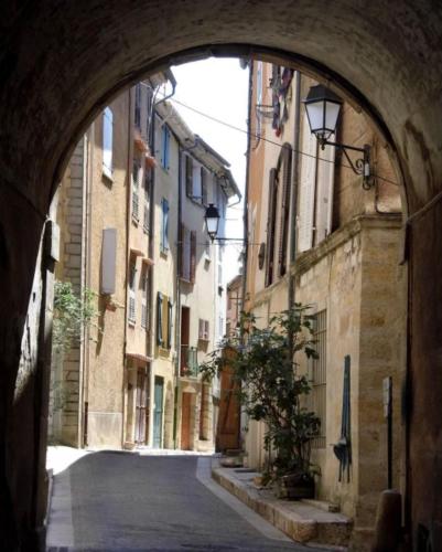 Les Terra Rossa, Villa contemporaine proche Lacs et Gorges du Verdon