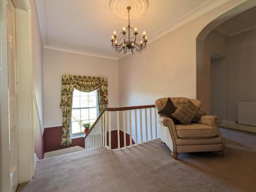 LLys Aeron Guest House - image 3