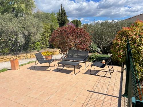 Létesítmények, Studio charmant avec terrasse in Lancon-Provence