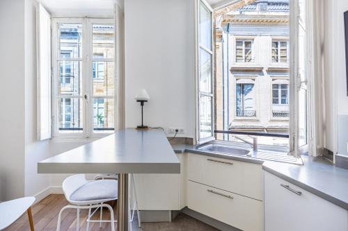 GuestReady - A bright minimalism in the centre, Bordeaux (Foto 7)