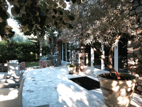 Le Relais Des Chartreuses - 출입구