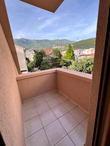 Three-Bedroom Apartment image 10