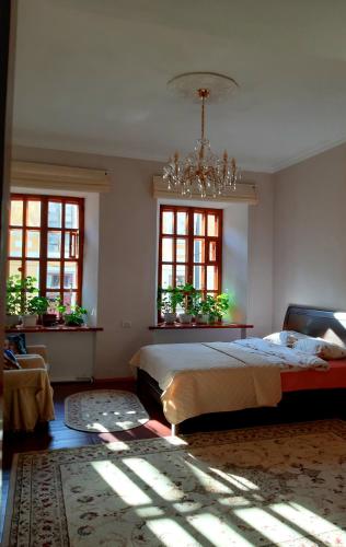 Квартира в центрі Старого міста з окремим входом, Kamianets-Podilskyi
