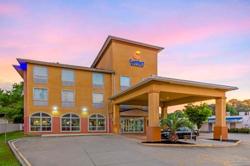 Comfort Inn & Suites Chesapeake - Portsmouth in Chesapeake, USA