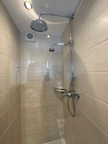 Double Room with Shower image 3