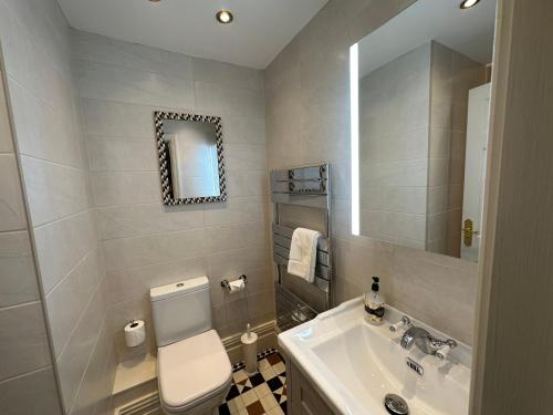 Double Room with Shower image 4