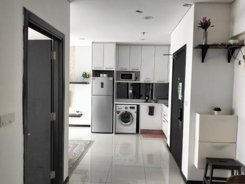 Summer Suites Klcc by Luxe Suites - image 3