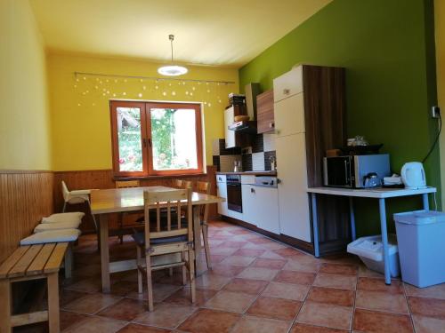 virtuve, Adventure House in Palfau